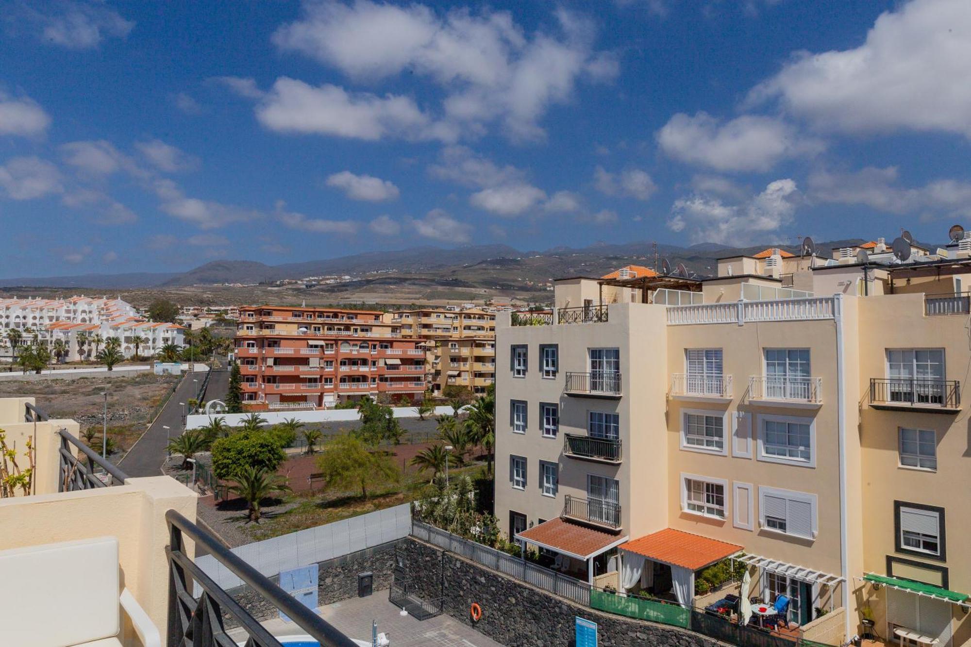 شقة Aqua Vista 2 Bed Penthouse With Great Views كالاو سالفاجي المظهر الخارجي الصورة
